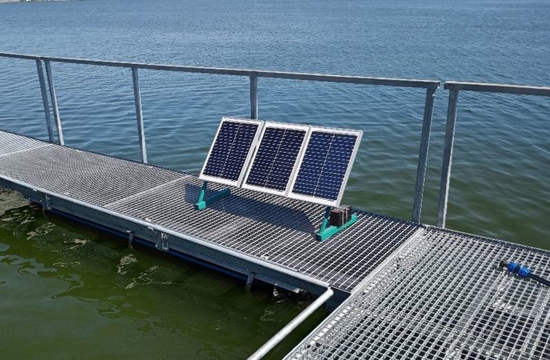 20 watt PV panels x3 (60 watt independent system)